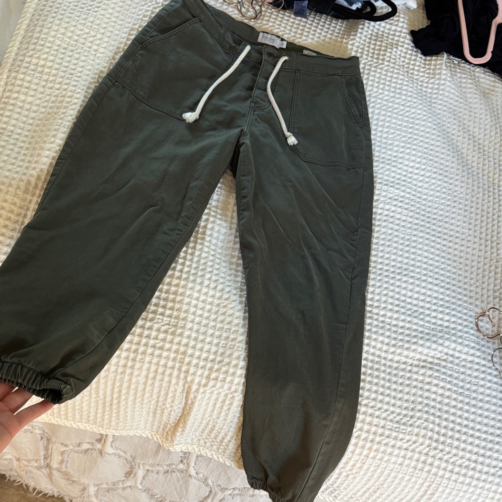True Craft Forest Green Casual Pants